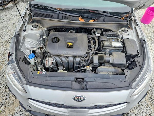2021 KIA FORTE FE, LXS — Engine bay
