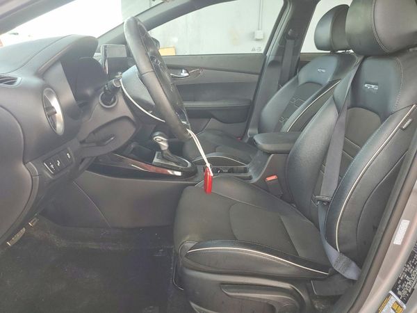 2024 KIA FORTE GT Line — DENT
