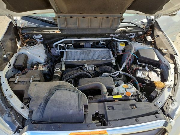 2019 SUBARU ASCENT Premium 7+ES+KA — Engine bay