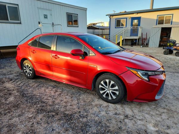 2020 TOYOTA COROLLA LE — Passenger 3/4