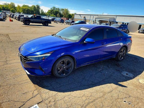 2022 HYUNDAI ELANTRA — DSFA — Front 3/4