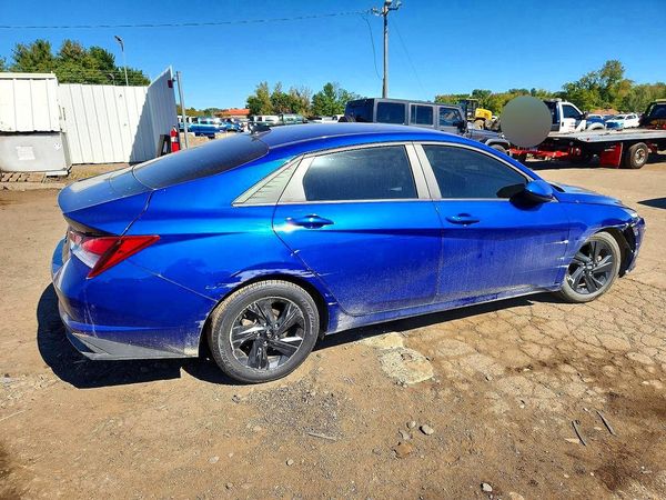 2022 HYUNDAI ELANTRA SEL w/ Convenience Pkg — PSRA