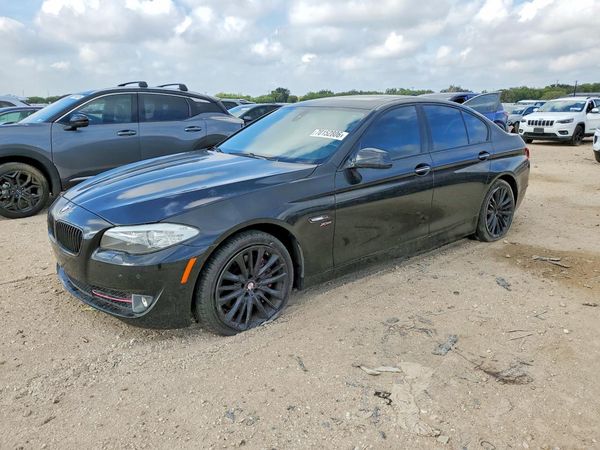2012 BMW 5 SERIES xDrive — Front 3/4