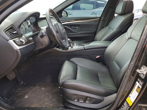 2012 BMW 5 SERIES xDrive — DENT