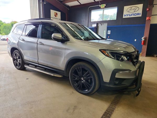 2021 HONDA PILOT SE — Passenger 3/4