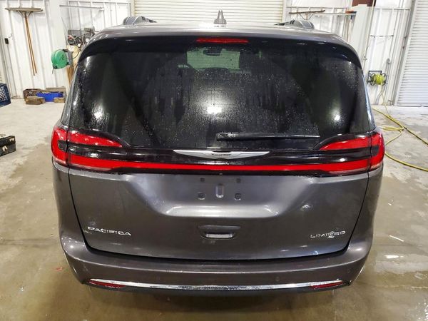 2022 CHRYSLER PACIFICA Limited — DIRR
