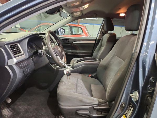 2019 TOYOTA HIGHLANDER LE/LE Plus — DENT