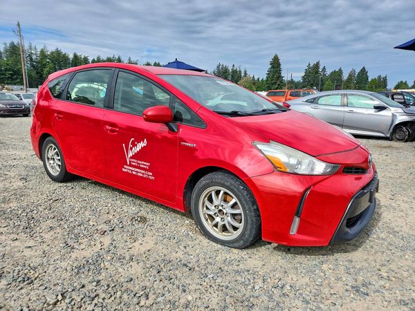 2015 TOYOTA PRIUS — Passenger 3/4