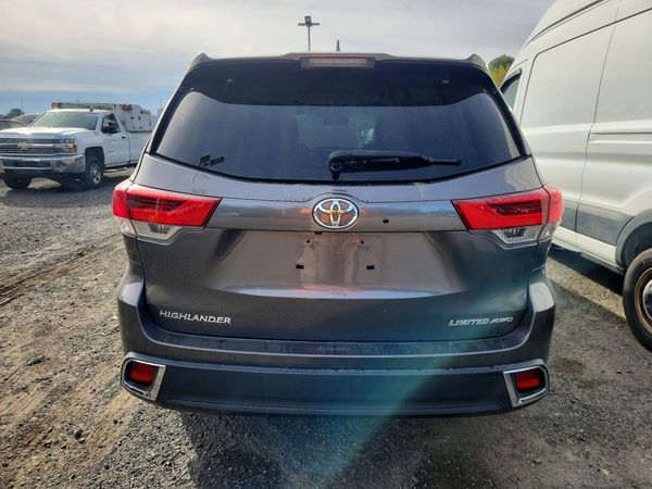 2018 TOYOTA HIGHLANDER Ltd/Ltd Platinum — DIRR
