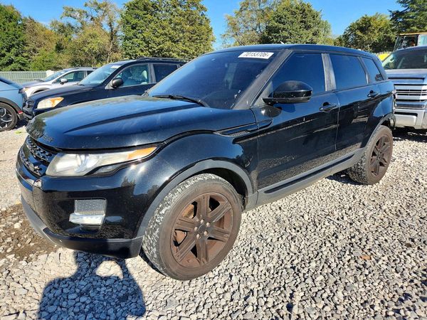 2015 LAND ROVER RANGEROVER Pure Plus — Front 3/4