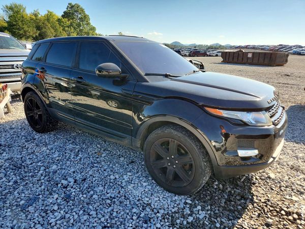 2015 LAND ROVER RANGEROVER Pure Plus — Passenger 3/4