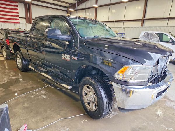 2015 RAM 2500 ST — Passenger 3/4