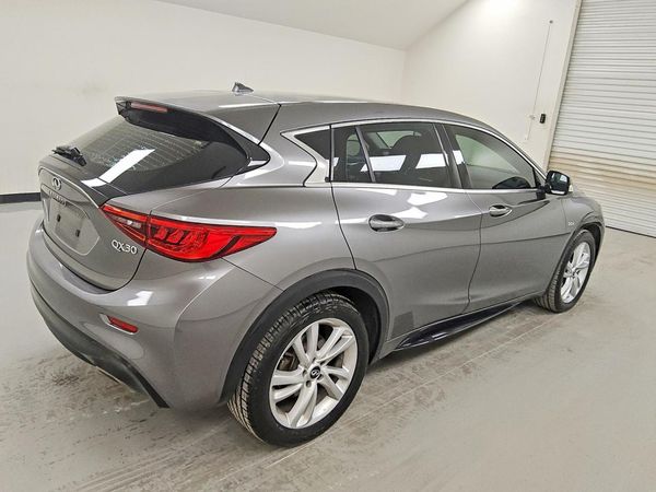 2017 INFINITI QX30 — PSRA