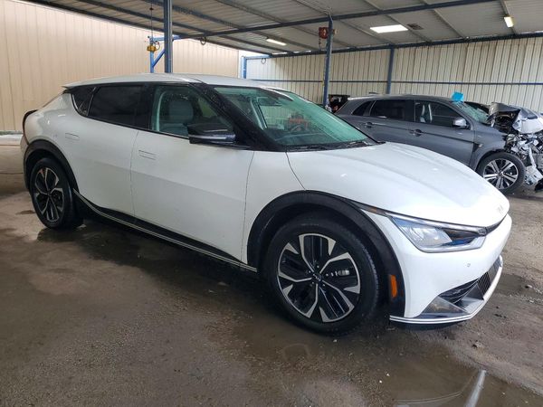2024 KIA EV6 Light, Wind — Passenger 3/4