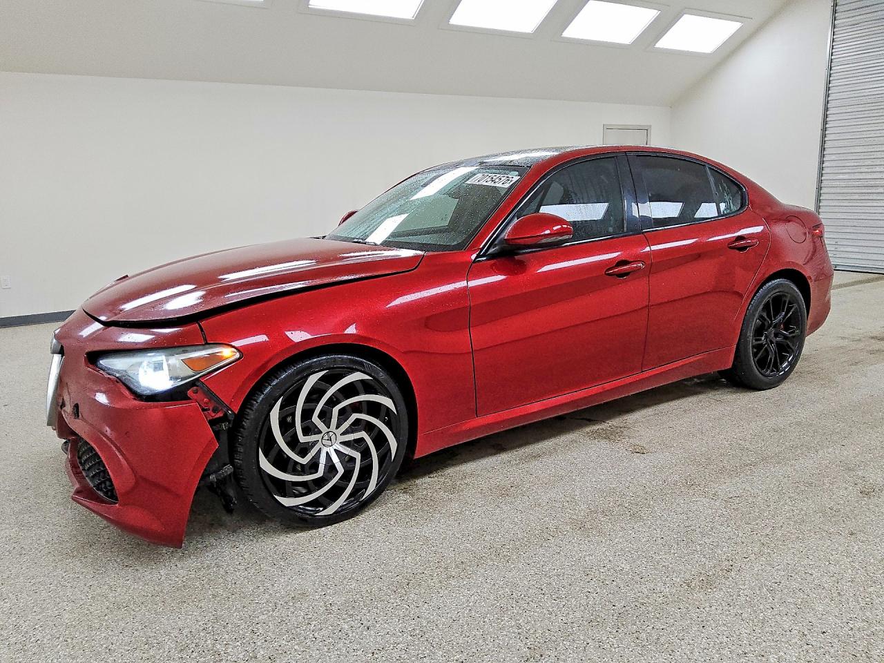 2017 ALFA ROMEO GIULIA TI AWD — Front 3/4