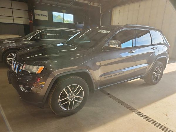 2020 JEEP GRAND CHEROKEE — DSFA — Front 3/4