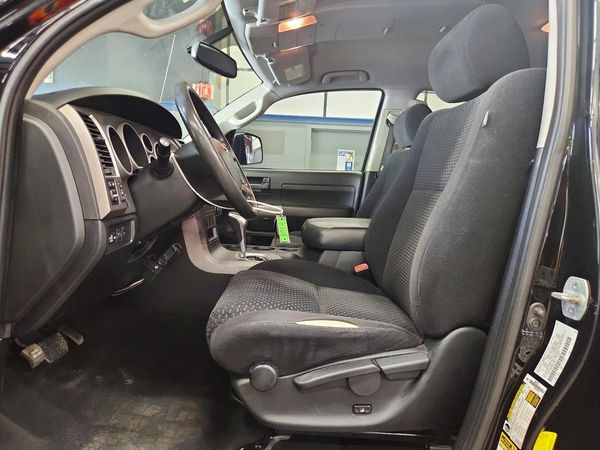 2012 TOYOTA TUNDRA SR5 — DENT