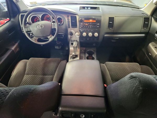 2012 TOYOTA TUNDRA SR5 — CKPT