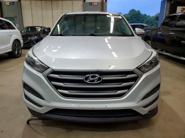 2018 HYUNDAI TUCSON SE Standard — DIRF