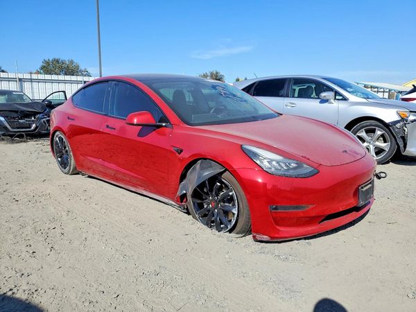 2018 TESLA MODEL 3 — Passenger 3/4