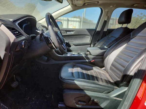 2020 FORD EDGE SEL — DENT