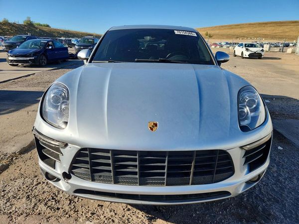 2015 PORSCHE MACAN — DIRF