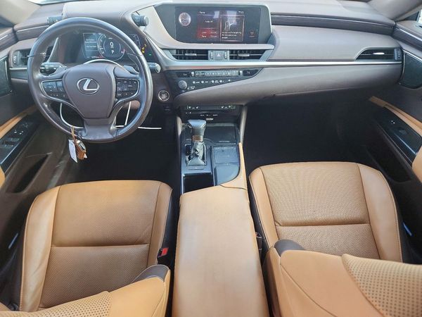 2019 LEXUS ES 350 — CKPT
