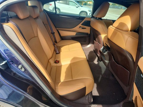 2019 LEXUS ES 350 — PSRS