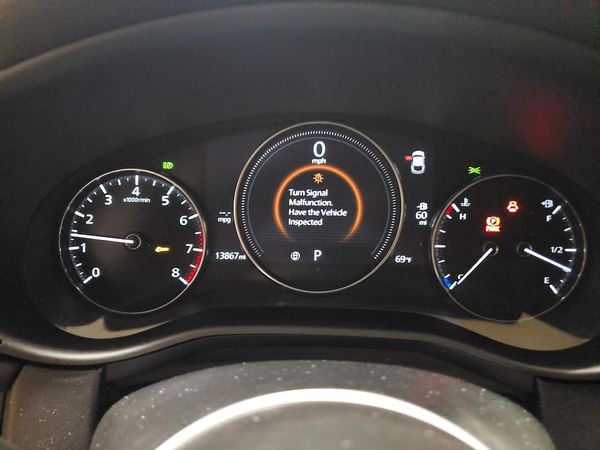 2023 MAZDA CX-30 Premium Package — ODOM