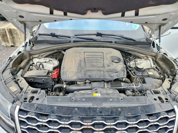 2018 LAND ROVER RANGE ROVER VELAR S — Engine bay