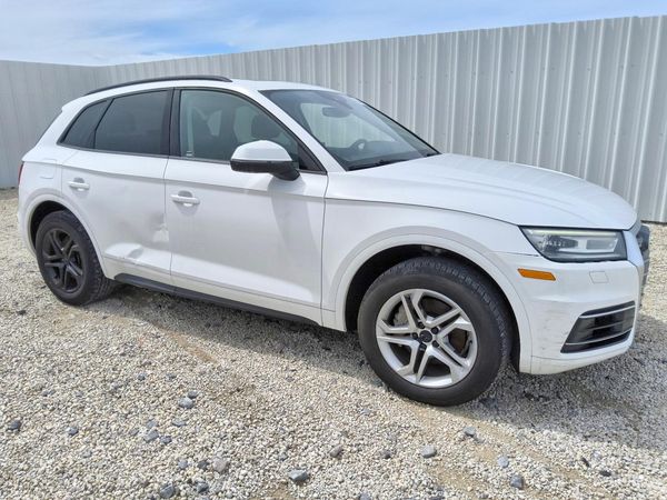 2018 AUDI Q5 quattro Premium — Passenger 3/4