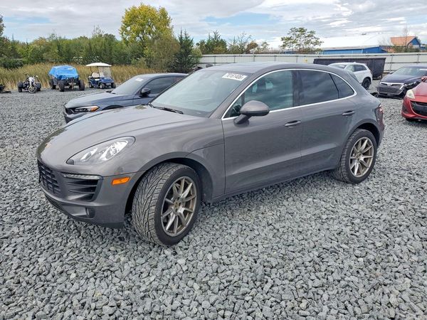 2015 PORSCHE MACAN — DSFA — Front 3/4