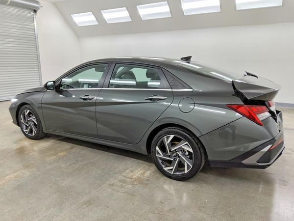 2025 HYUNDAI ELANTRA SEL Convenience — DSRA