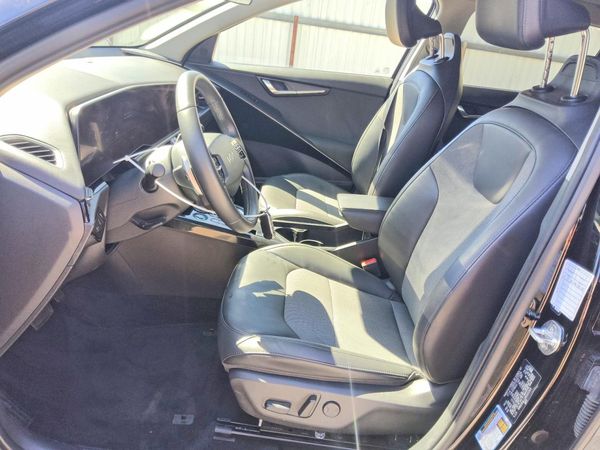 2024 KIA NIRO Wind — DENT