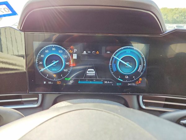 2025 HYUNDAI ELANTRA Limited — ODOM