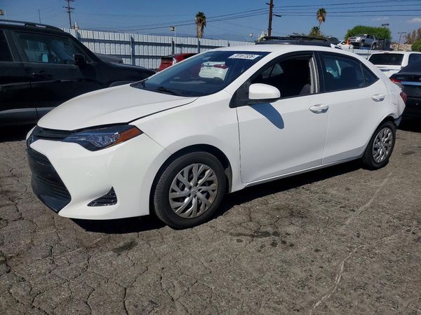 2018 TOYOTA COROLLA — DSFA — Front 3/4