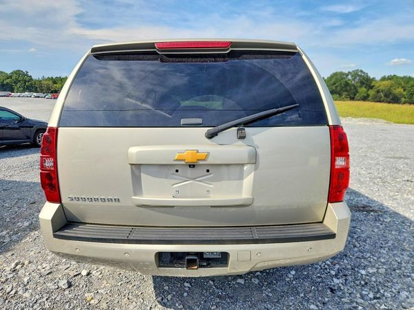 2014 CHEVROLET SUBURBAN LT — DIRR