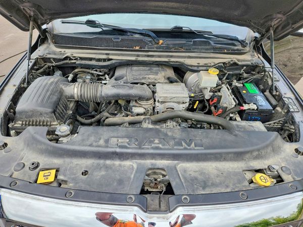 2020 RAM 1500 Big Horn, Lonestar — Engine bay