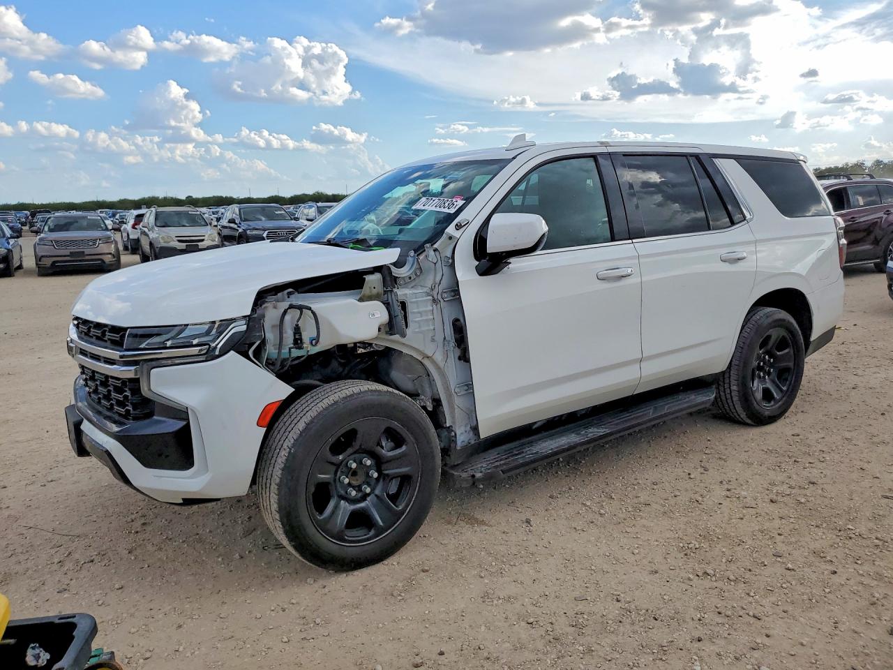 2022 CHEVROLET TAHOE FL — Front 3/4