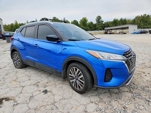 2022 NISSAN KICKS SV — Passenger 3/4