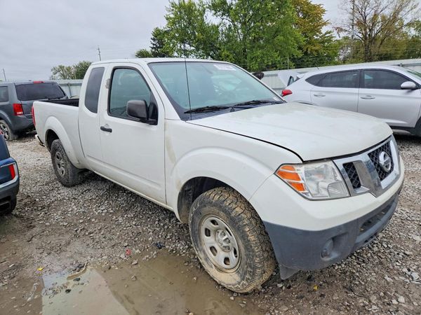 2018 NISSAN FRONTIER — Passenger 3/4