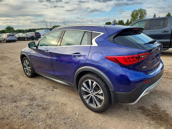 2017 INFINITI QX30 — DSRA