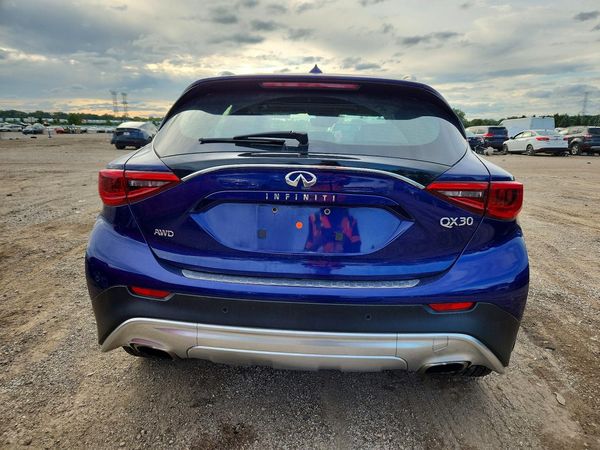 2017 INFINITI QX30 — DIRR
