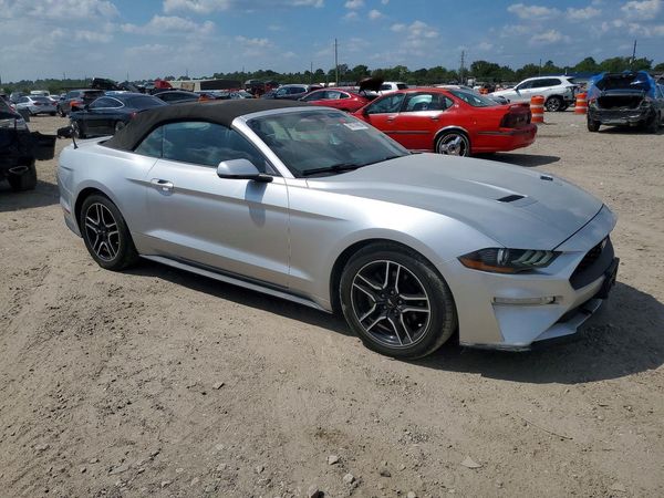 2018 FORD MUSTANG I4 Convertible — Passenger 3/4