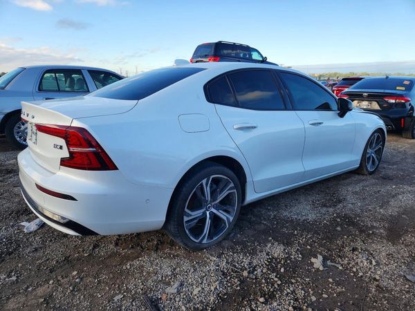 2024 VOLVO S60 Plus Dark — PSRA