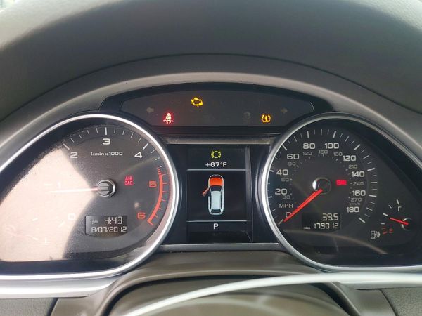 2014 AUDI Q7 Premium Plus — ODOM