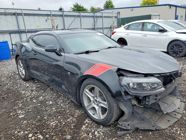 2017 CHEVROLET CAMARO 1LT — Passenger 3/4
