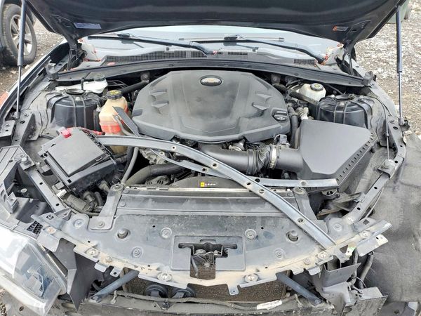 2017 CHEVROLET CAMARO 1LT — Engine bay
