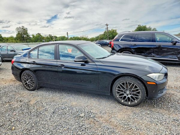 2014 BMW 328 xDrive — Passenger 3/4