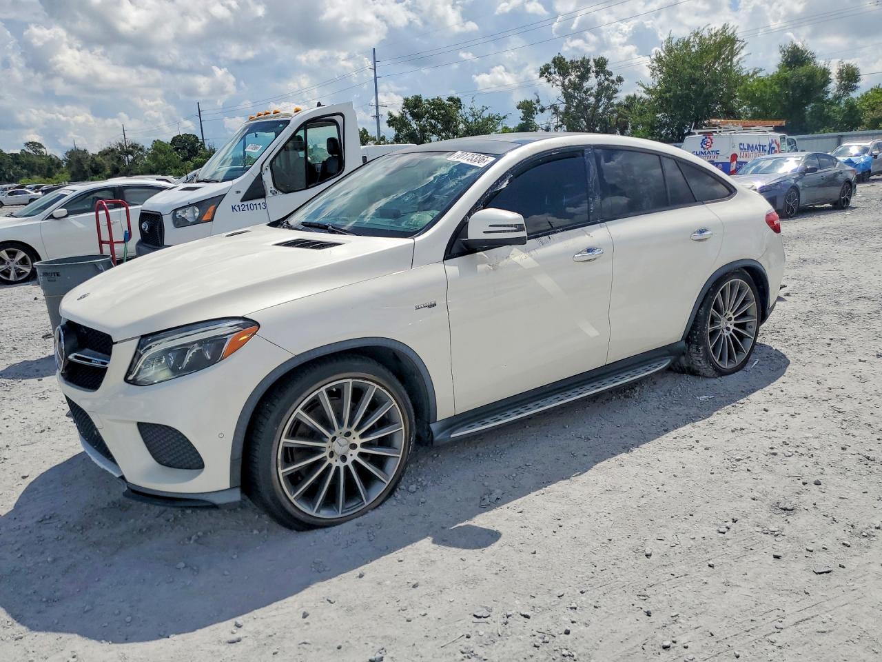 2019 MERCEDES-BENZ GLE-CLASS AMG GLE43 — Front 3/4